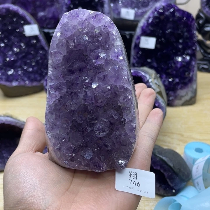 未镶嵌大型摆件（非配饰）紫晶