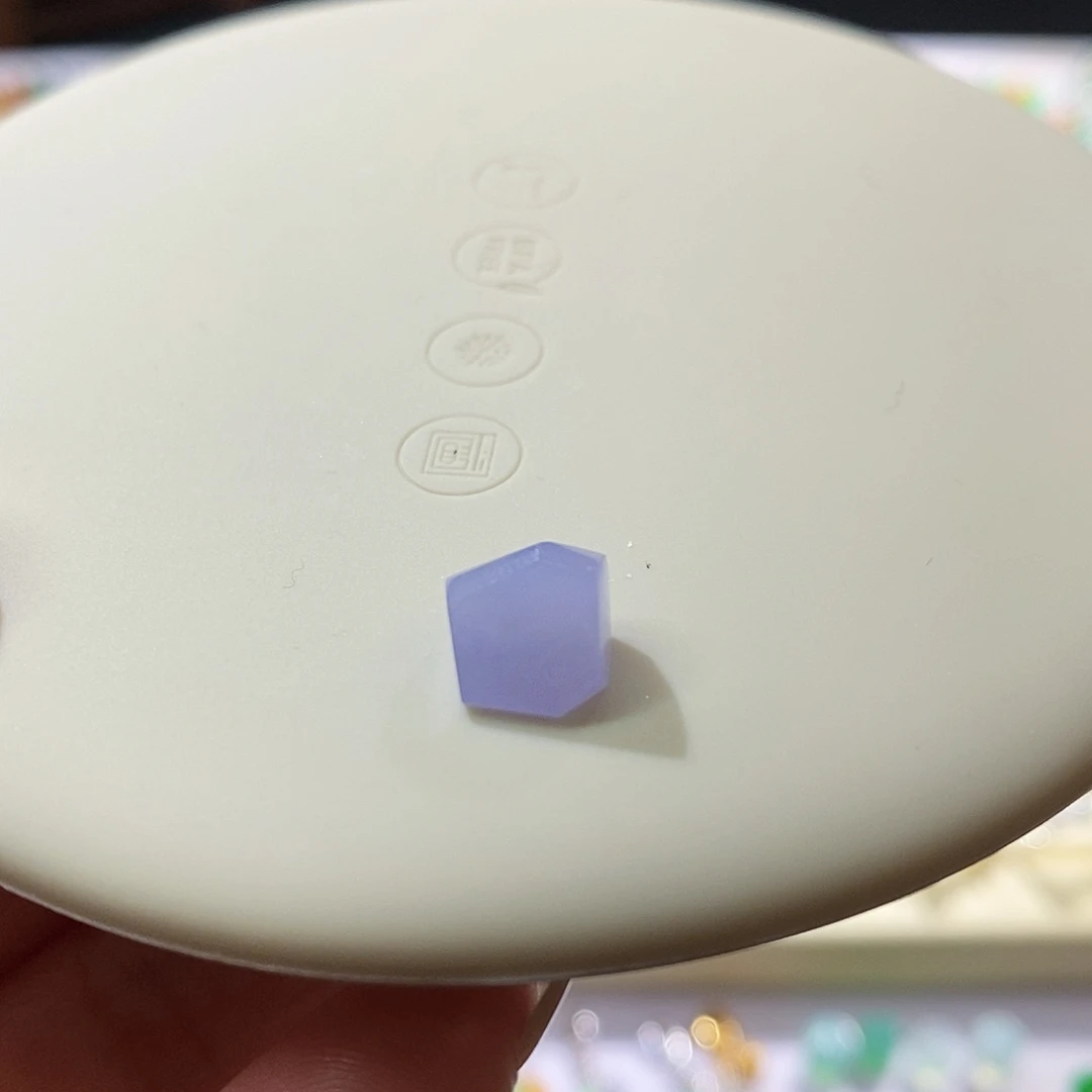 裸石翡翠紫切割面随行