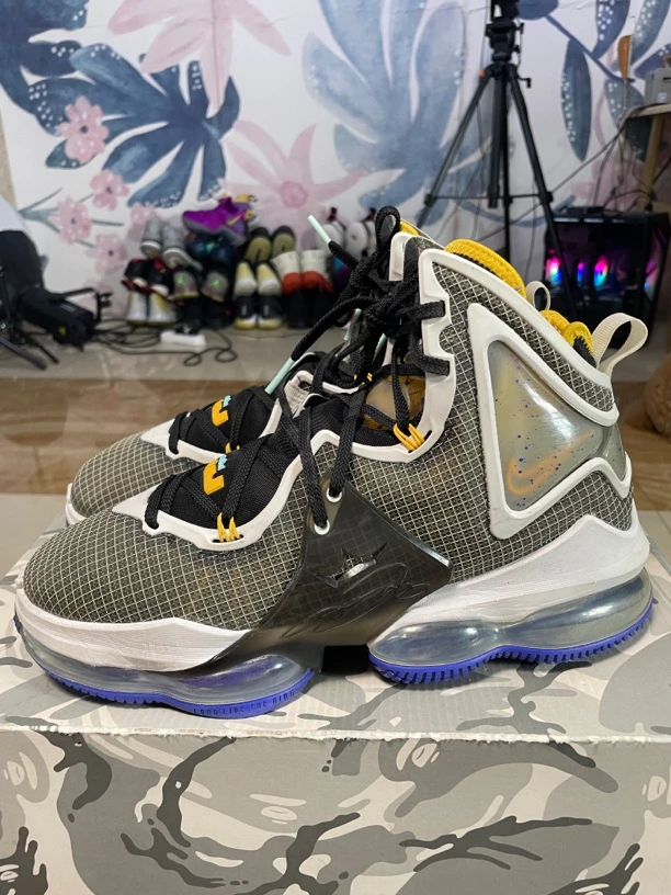 95新 maje 44码280/Zoom LeBron 19 詹姆斯 缓震 篮球鞋