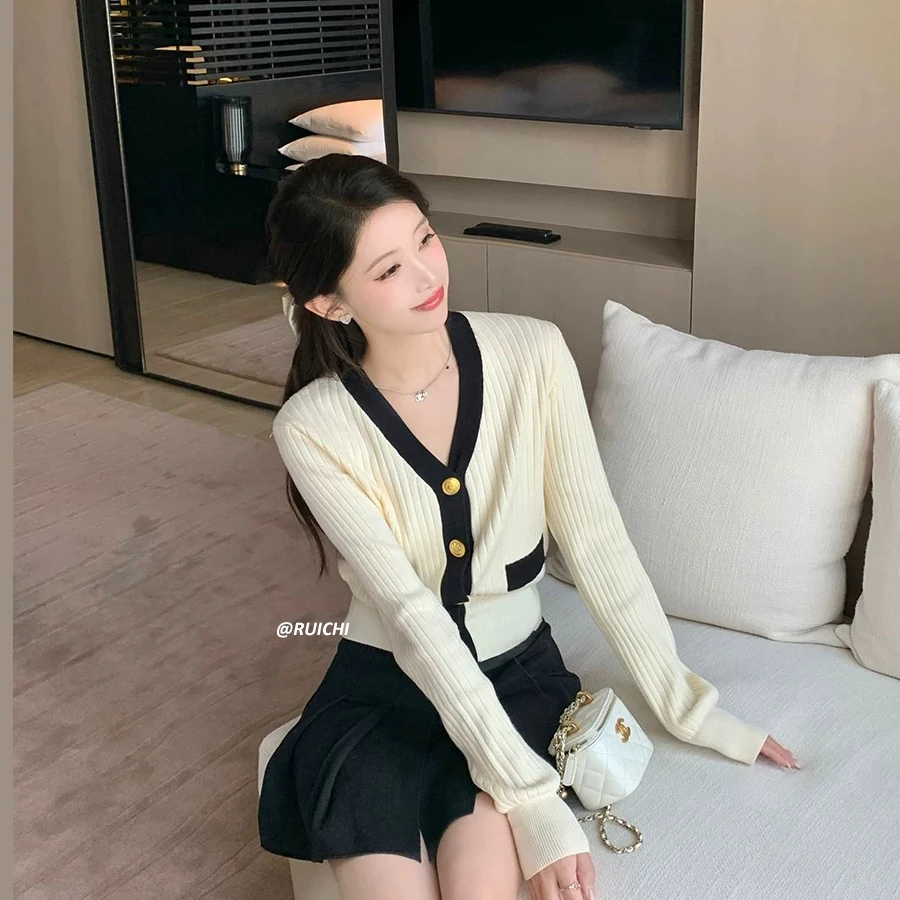 韩版小香风~通勤百搭撞色针织长袖毛衣2025新款针织V领长袖开衫