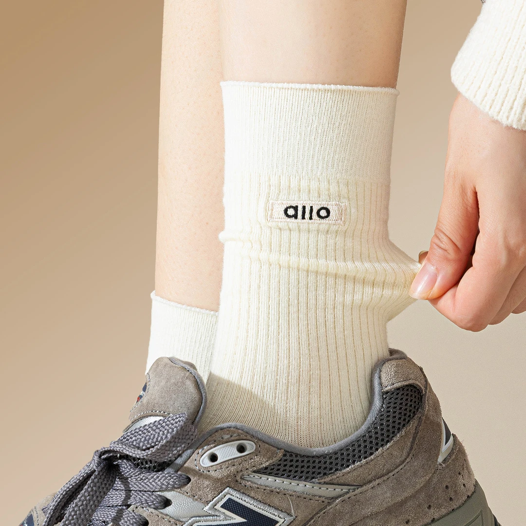 白色袜子女春秋款中筒袜棉质灰色无骨长筒堆堆袜吸汗防臭运动袜潮