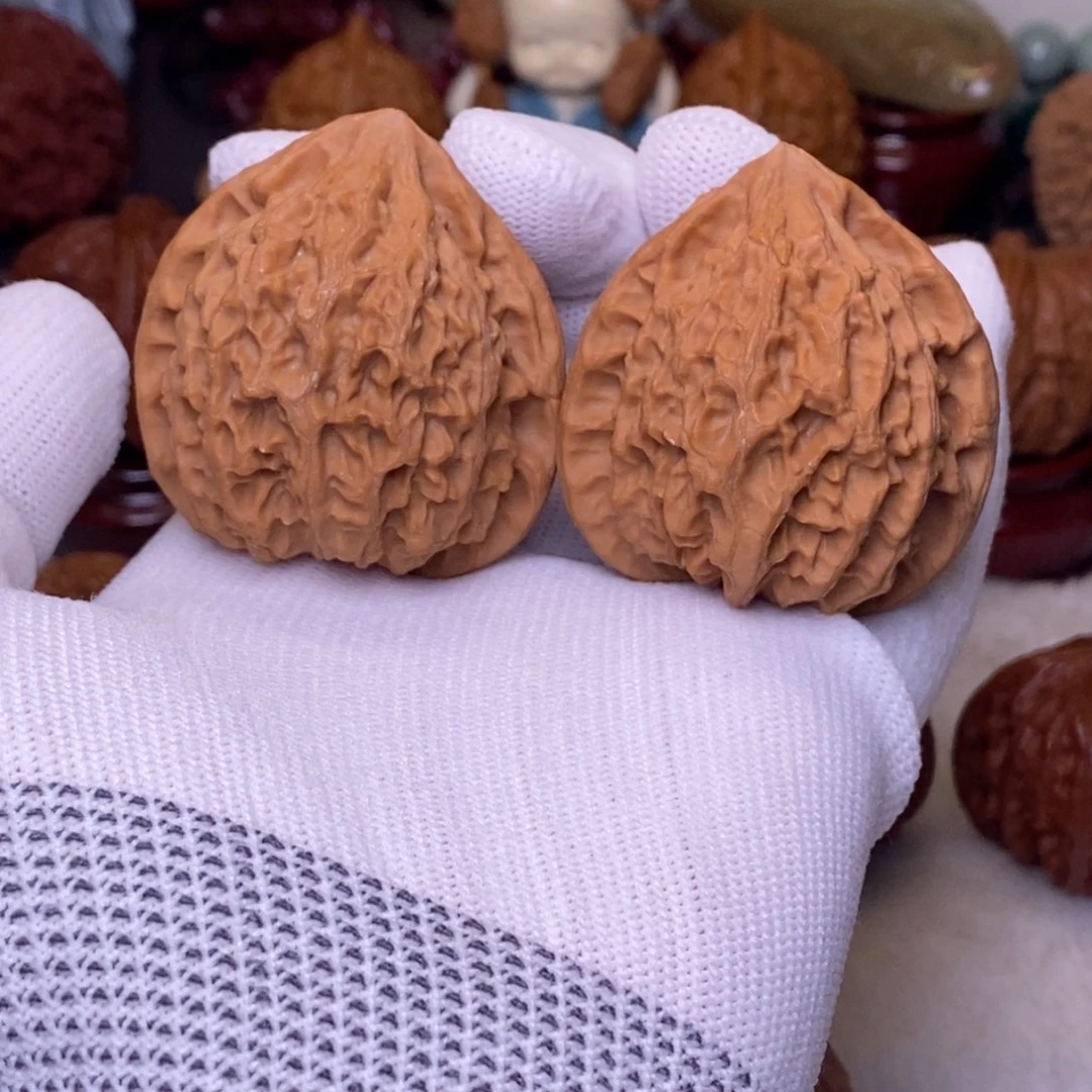 文玩核桃吊坠43 金牛 全品