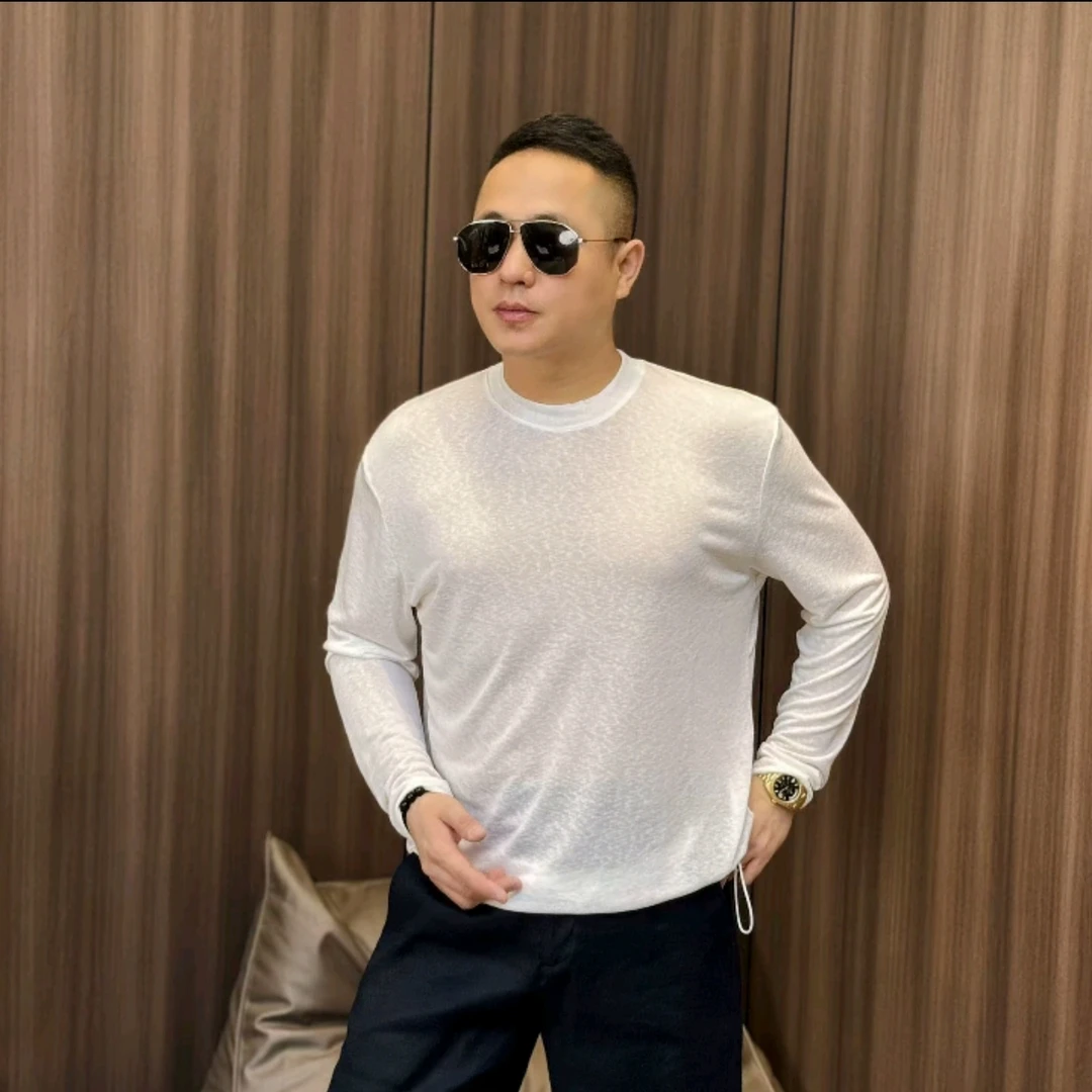 68238夏款天丝棉高织云朵肌理轻薄透气防晒T恤衫