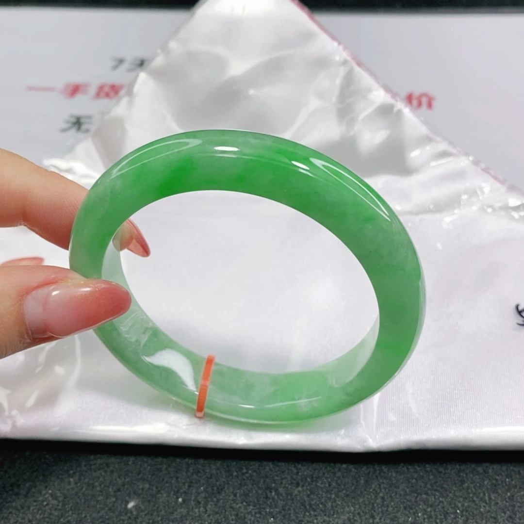 翡翠手镯未镶嵌聪*强推