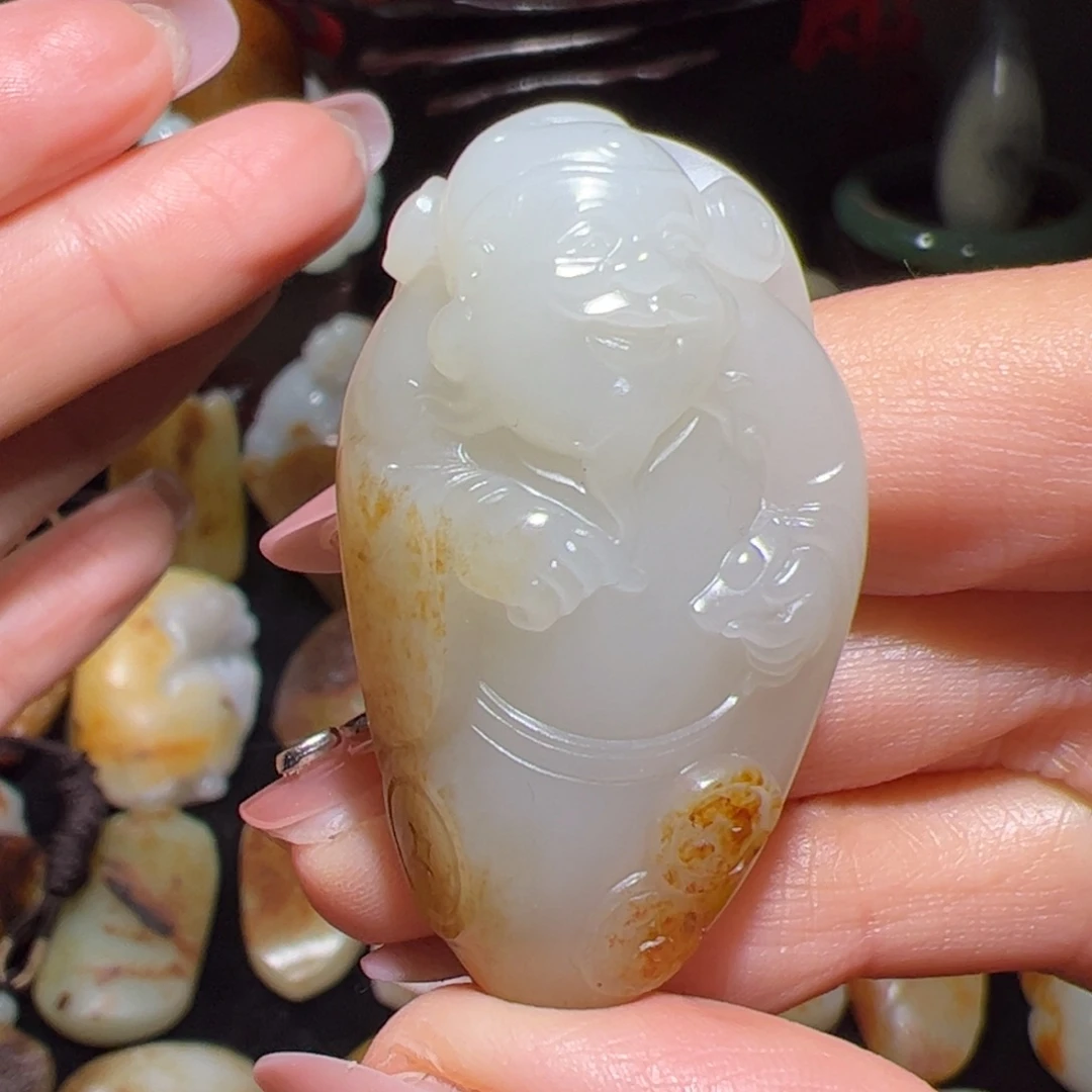 和田玉未镶嵌挂件