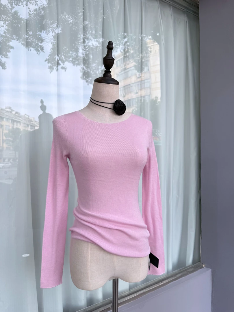 100%扬子纱极细美丽诺120s岛津无缝一体  一字领打底衫