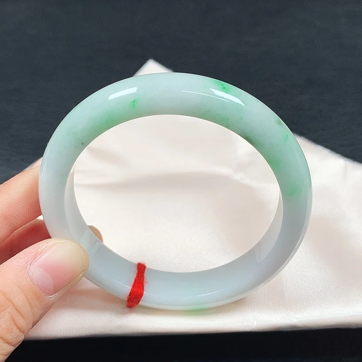 未镶嵌手镯翡翠58圈