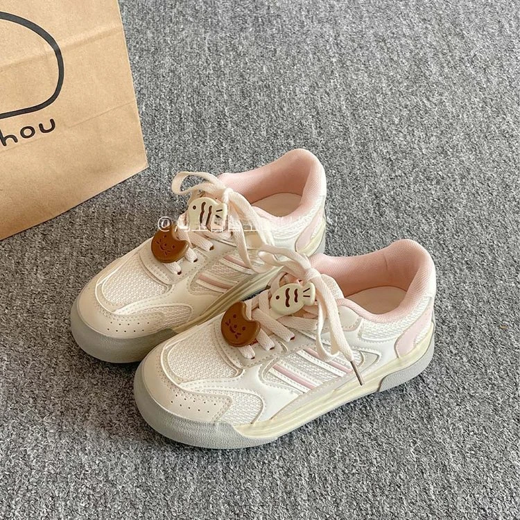 2025新款春夏百搭韩系小众鞋子休闲板鞋女款低帮厚底时尚小白鞋潮