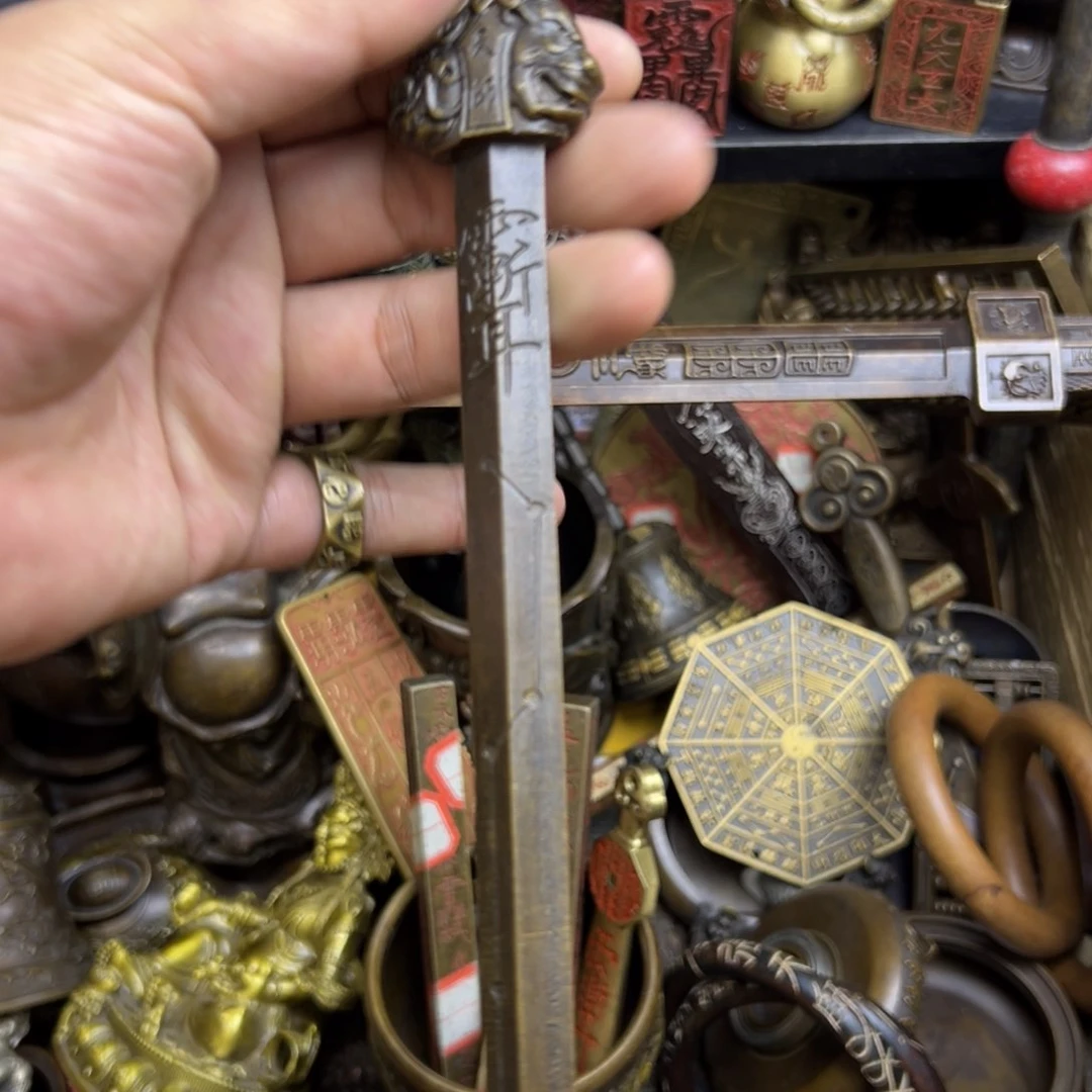 百万古铜工艺品摆件