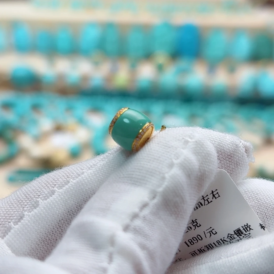 绿松石18K金镶嵌珠宝奇石
