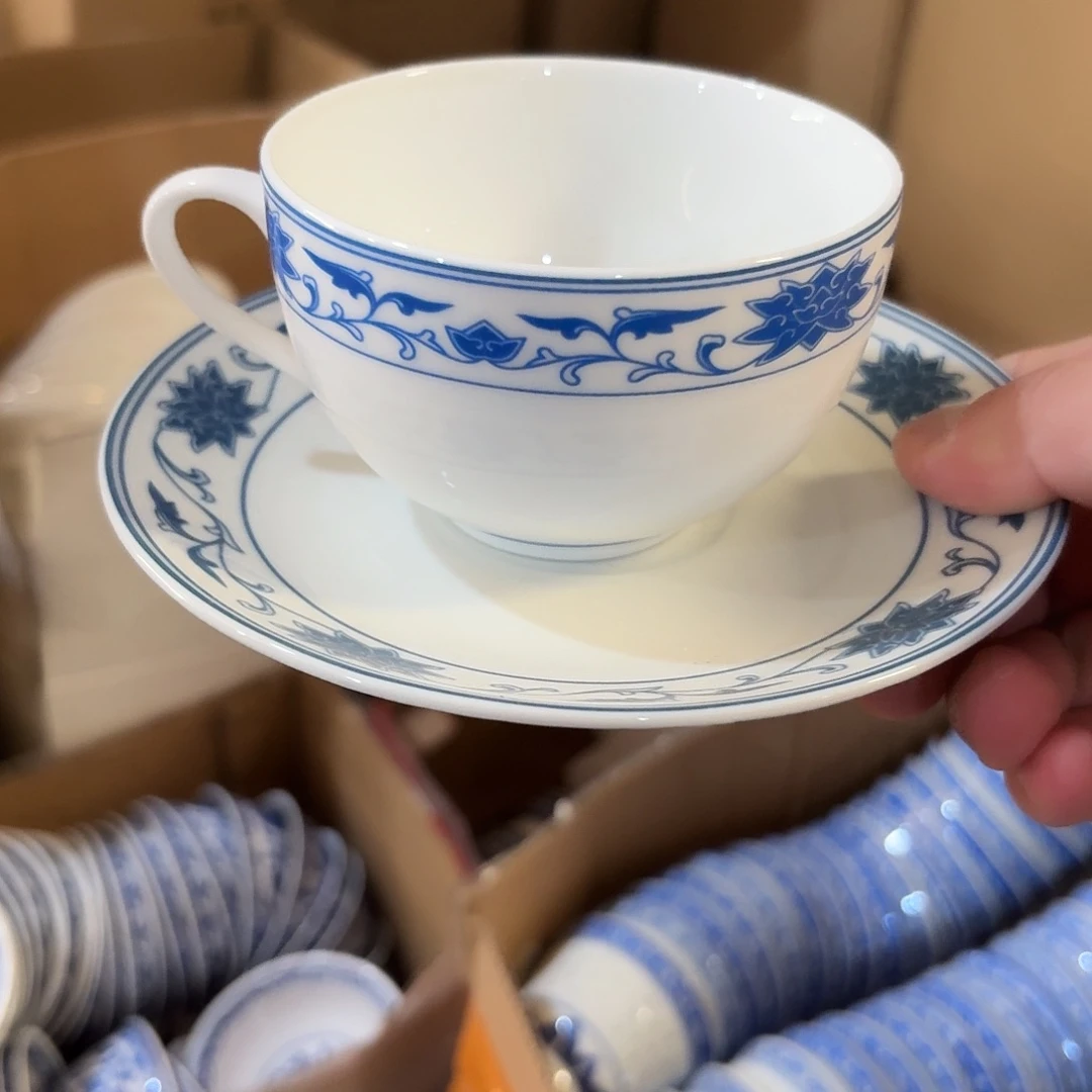 摆件景德镇现代陶瓷用品
