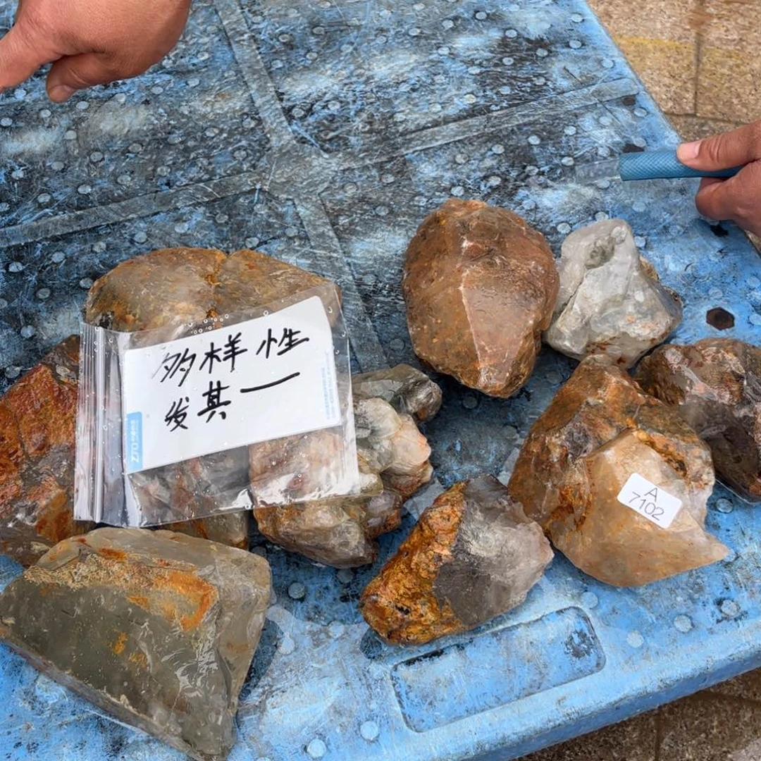 【闪购商品】未镶嵌水晶大型摆件（非配饰）多样性发其一