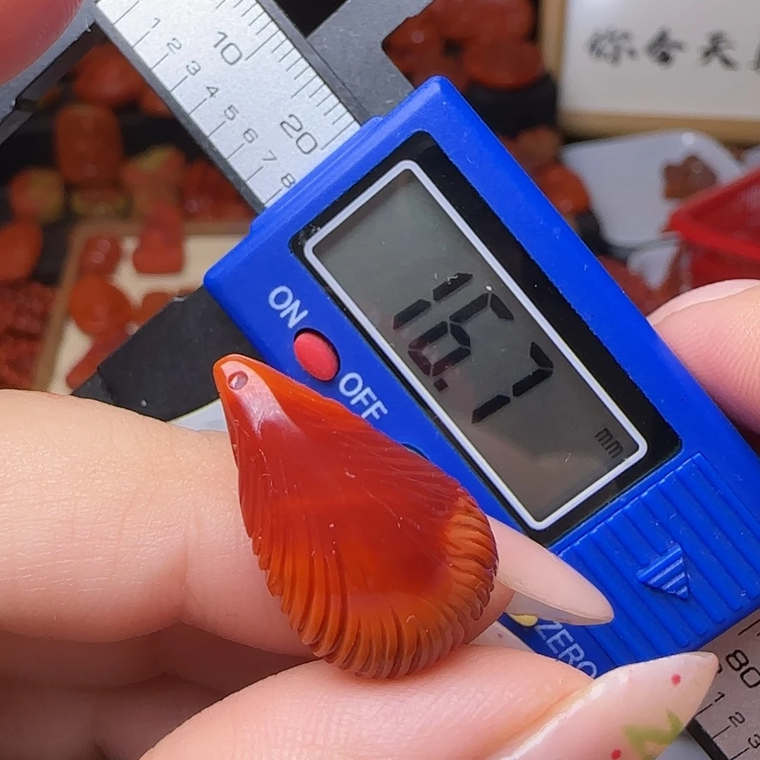 南红玛瑙未镶嵌颈饰