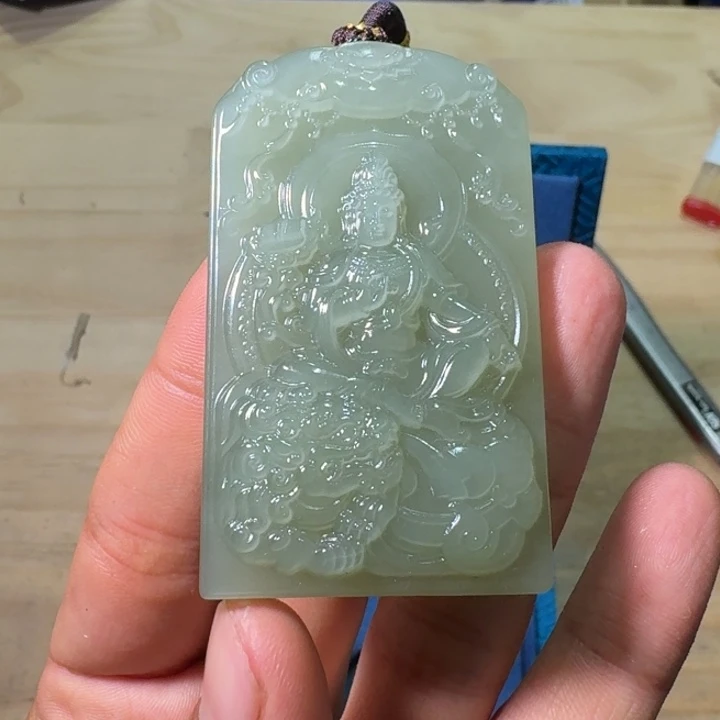 未镶嵌和田玉（糖玉）车挂