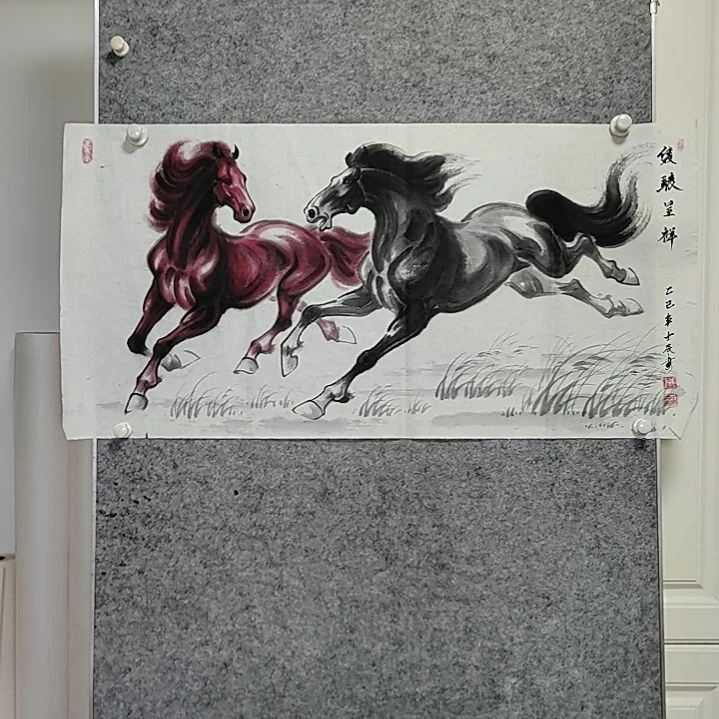 横款周士宸水墨写意骏马图