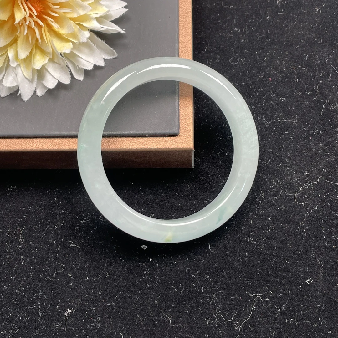 A0430正圈51圈口翡翠手镯