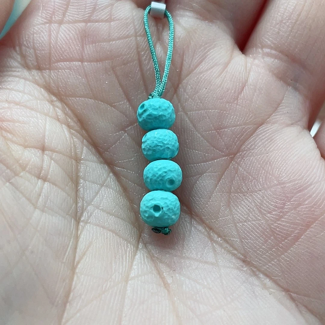 绿松石颈饰未镶嵌