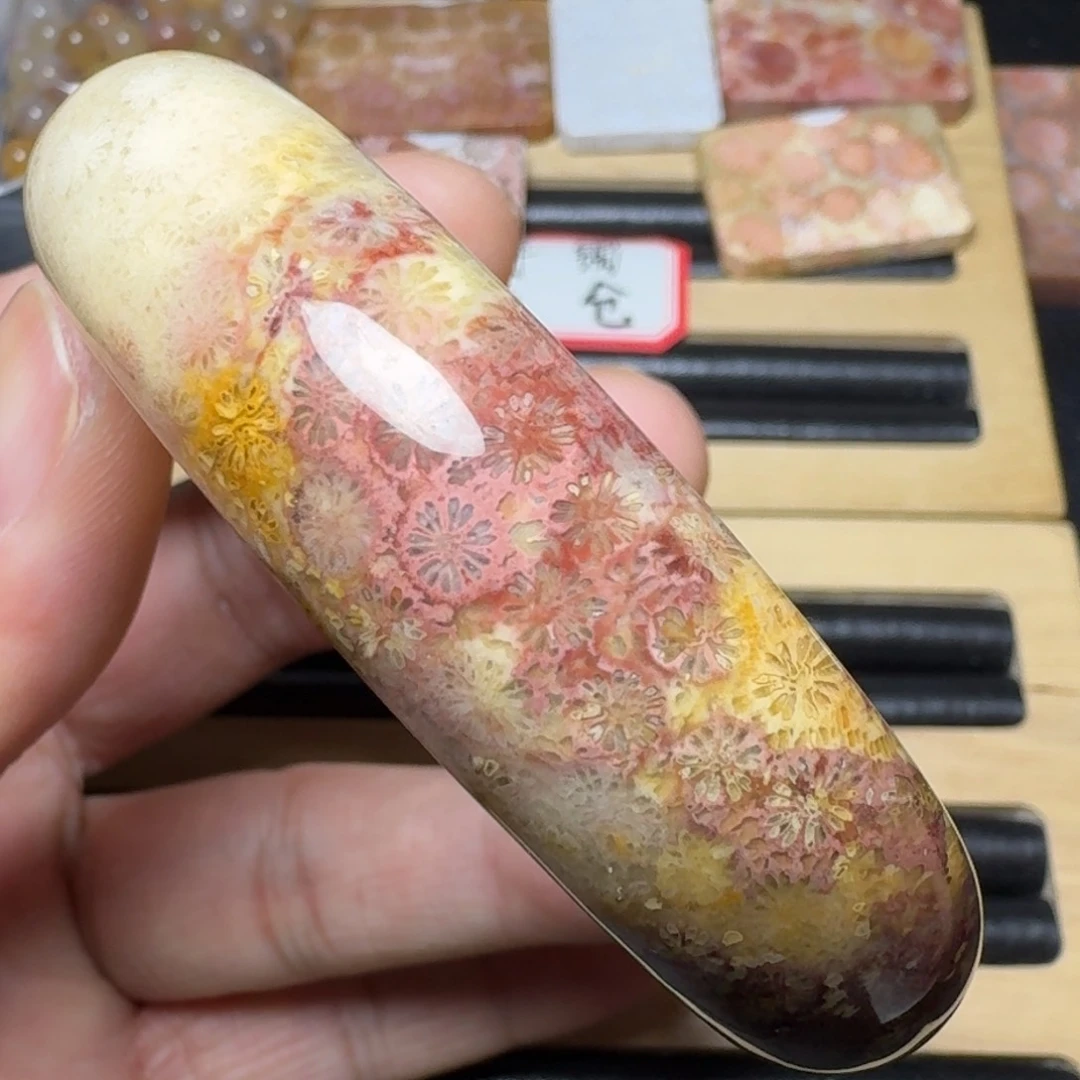 硅化玉纯天然色有机玉石未镶嵌60.5圈口