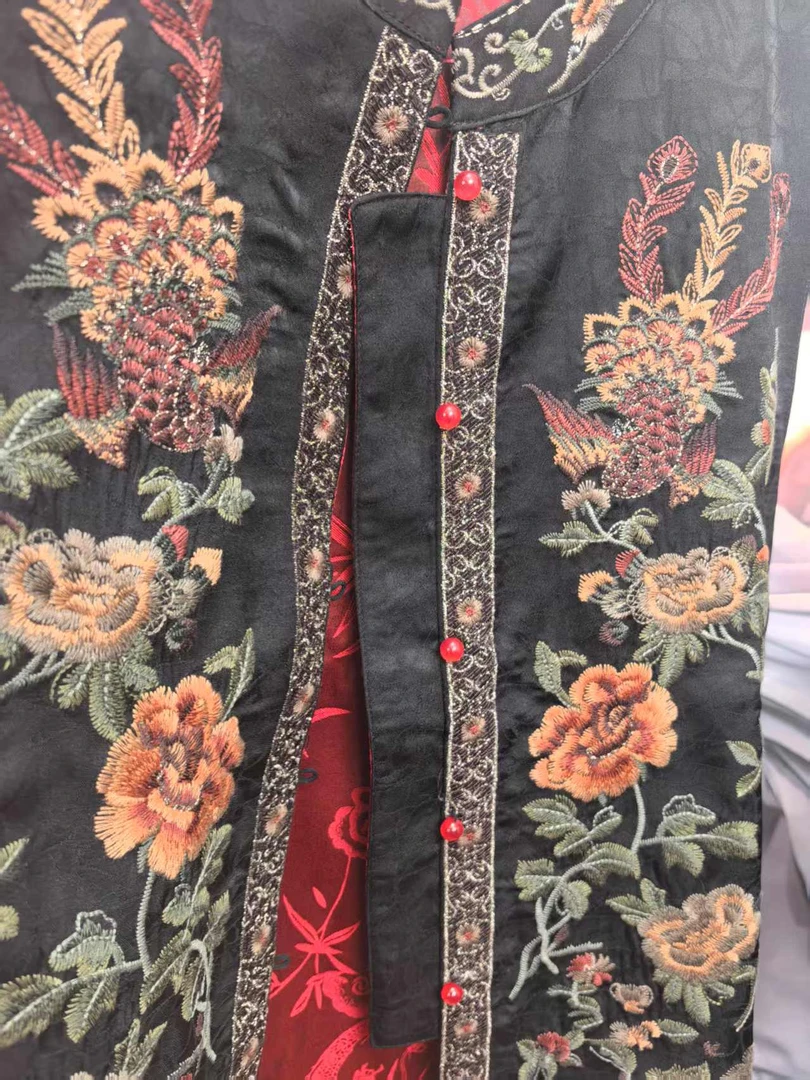 【玛罗兰】特价福利  刺绣打底衫背心