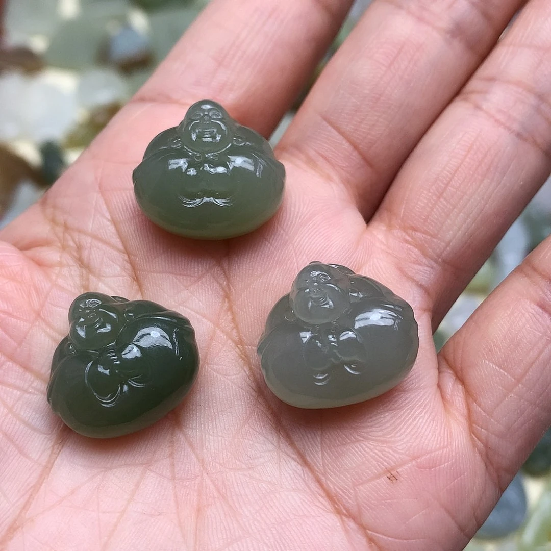 和田玉颈饰未镶嵌多样发一