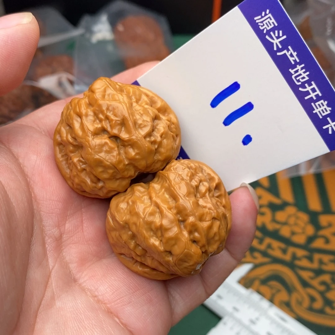 文玩核桃把件蛤蟆头38