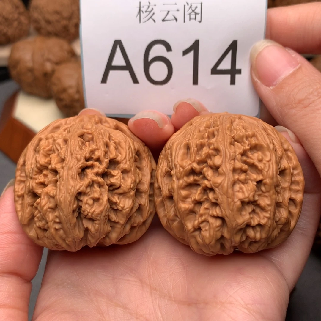 文玩核桃把件42+粗筋