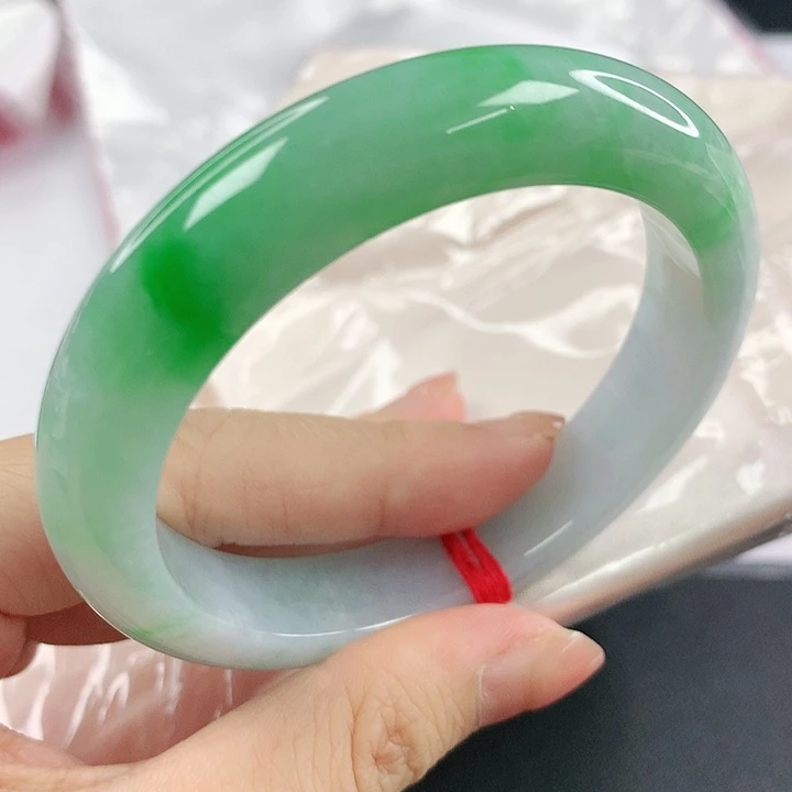 未镶嵌手镯翡翠，867