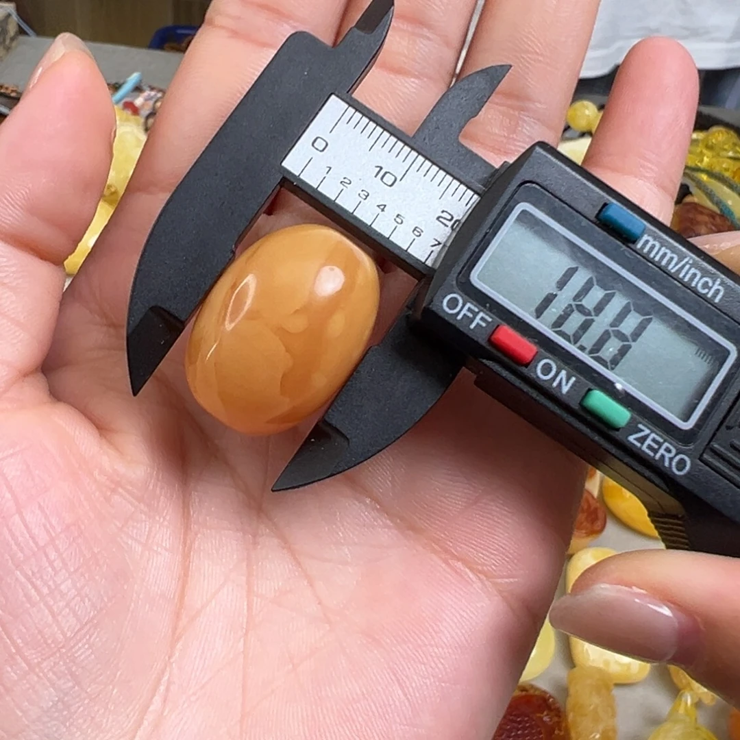 裸石蜜蜡未镶嵌蜜蜡