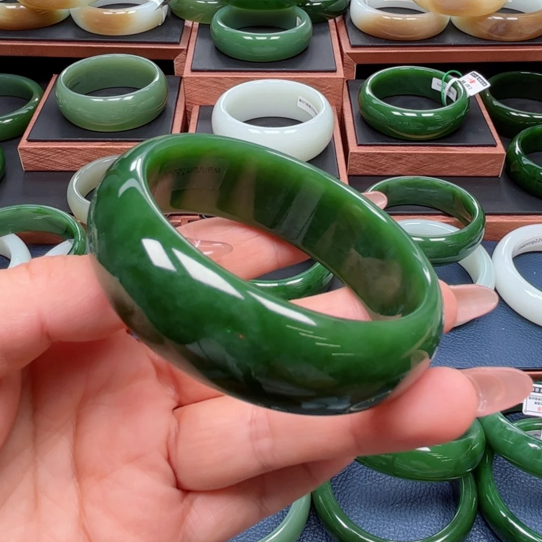 未镶嵌手镯和田玉（碧玉）孩****博5859圈口