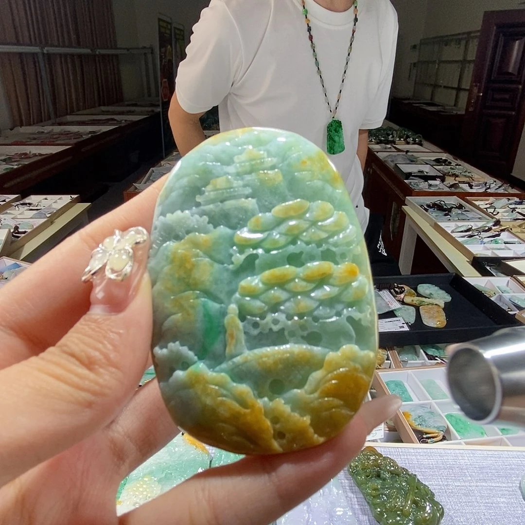 翡翠未镶嵌颈饰翡翠