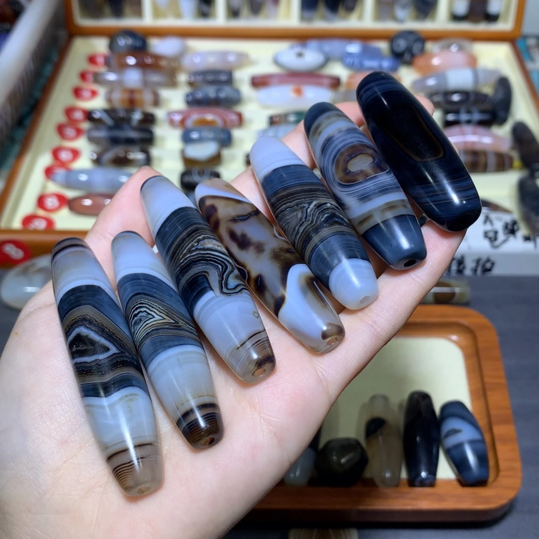 一***你玛瑙/玉髓未镶嵌颈饰