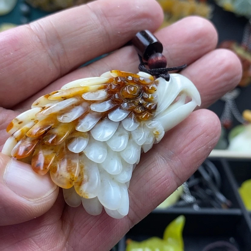 【闪购商品】蛇纹石玉未镶嵌吊坠