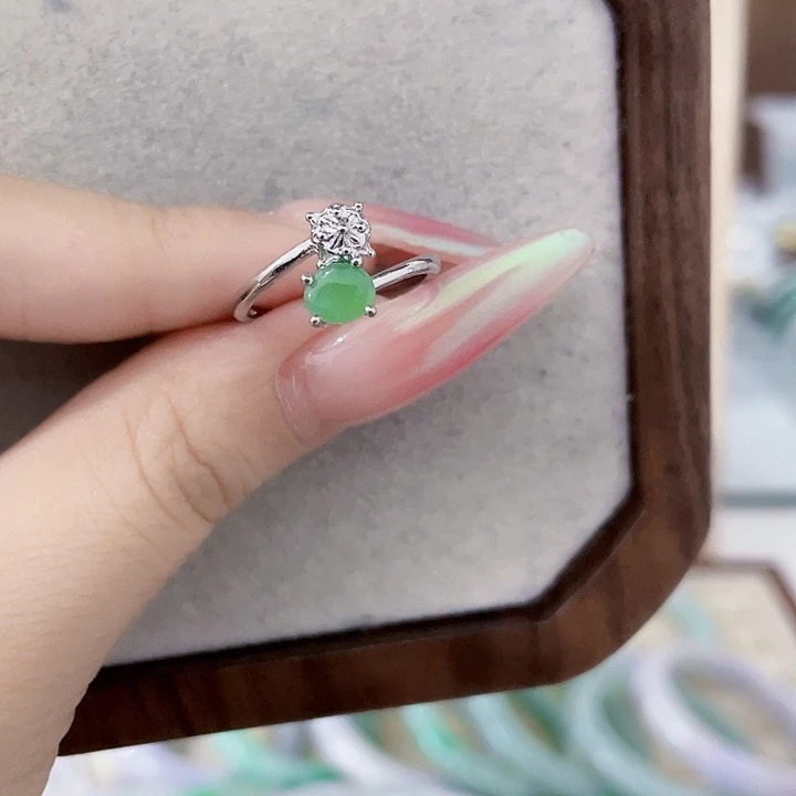 翡翠未镶嵌颈饰天然翡翠Ａ货