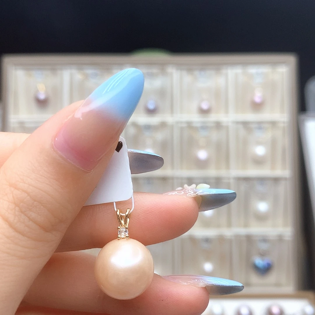 淡水珍珠合金颈饰