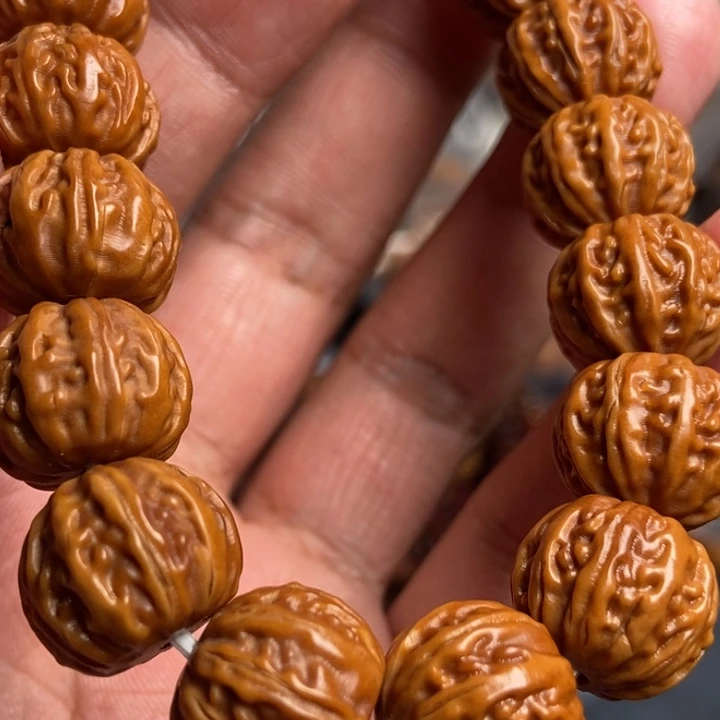 猴头核桃吊坠今天