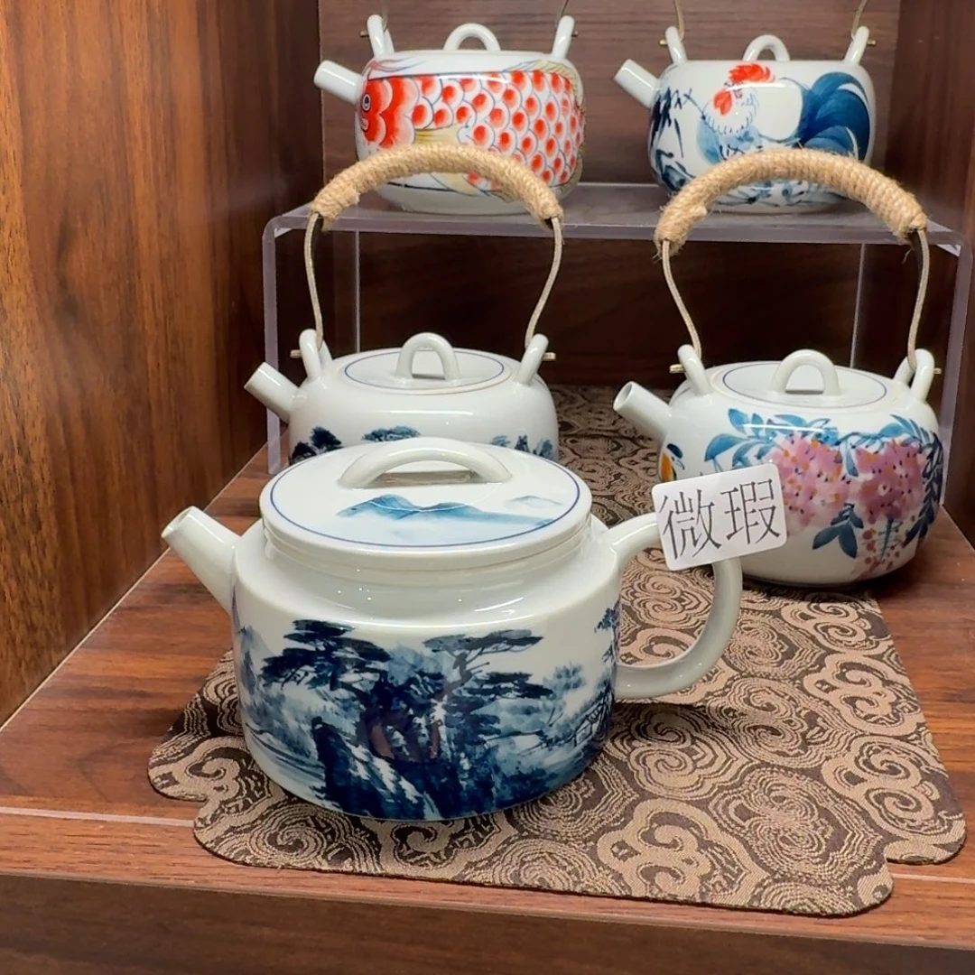 釉下手绘茶具微瑕