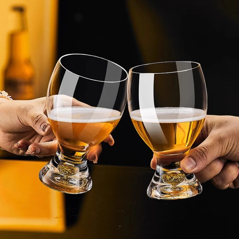 高档轻奢水晶玻璃啤酒杯精酿小麦扎啤杯家用待客会议金箔冷饮杯子