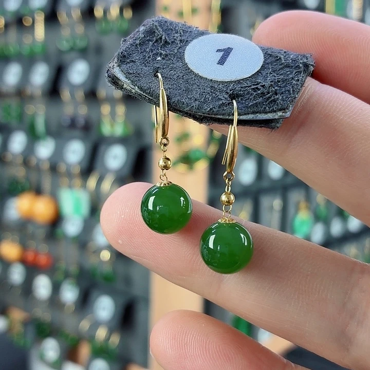 和田玉18K金镶嵌耳饰