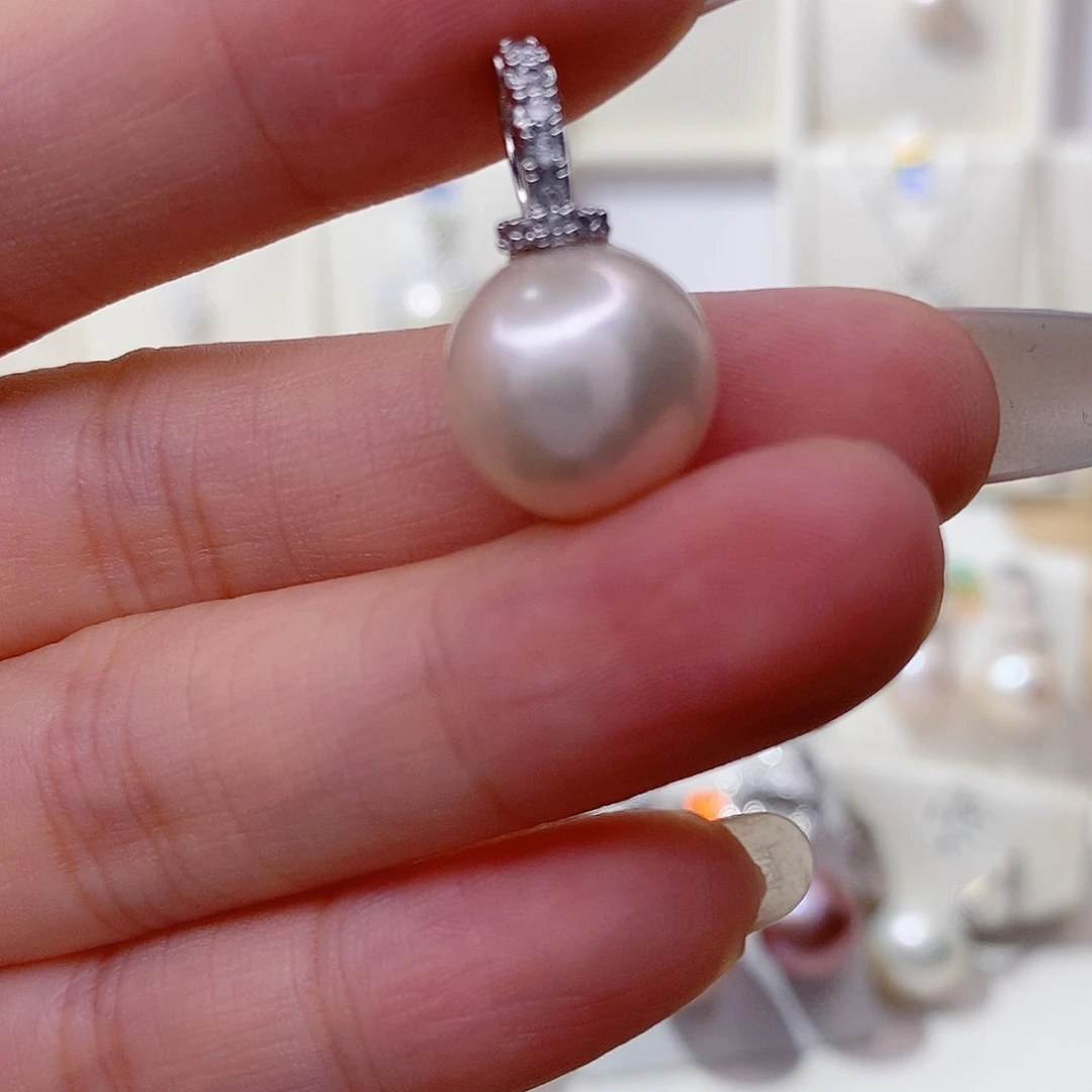 淡水珍珠未镶嵌吊坠(赠链)