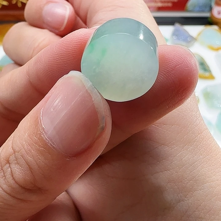 定制翡翠未镶嵌翡翠定制