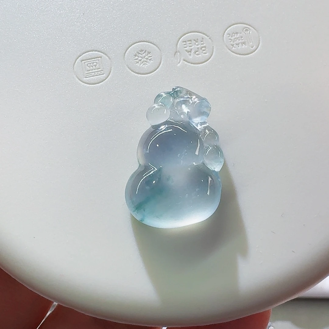 翡翠颈饰未镶嵌裸石