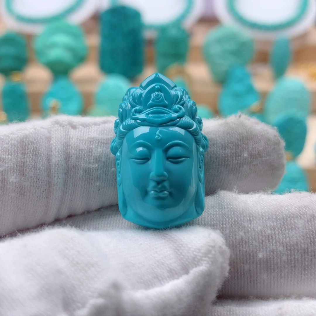 绿松石配饰未镶嵌