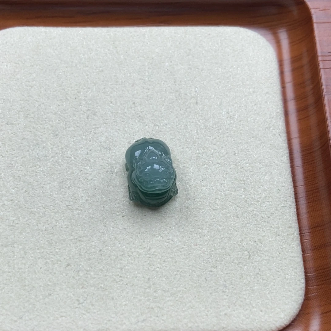 绵***吊坠(赠链)未镶嵌翡翠如意貔貅