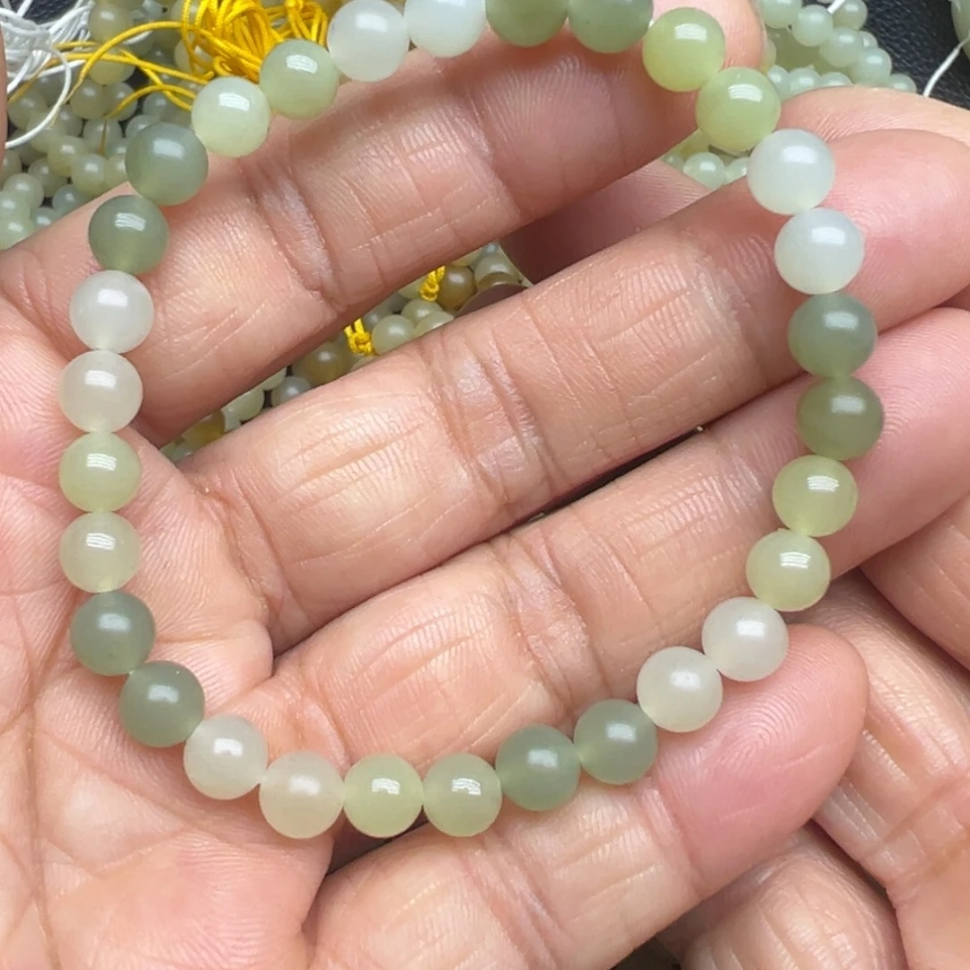 和田玉（糖玉）未镶嵌项圈