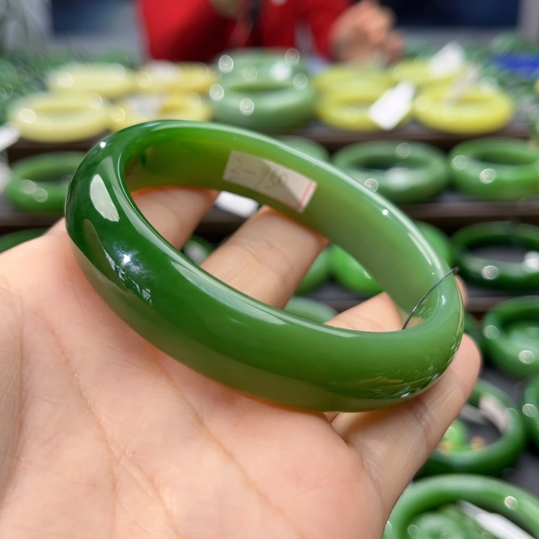 和田玉（碧玉）手镯未镶嵌