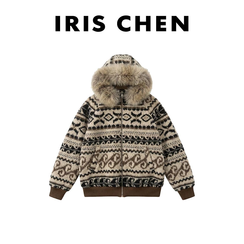 IRIS CHEN 乌苏里 2025冬90“白鸭绒”貉子毛领轻奢羽绒服25YRF1210