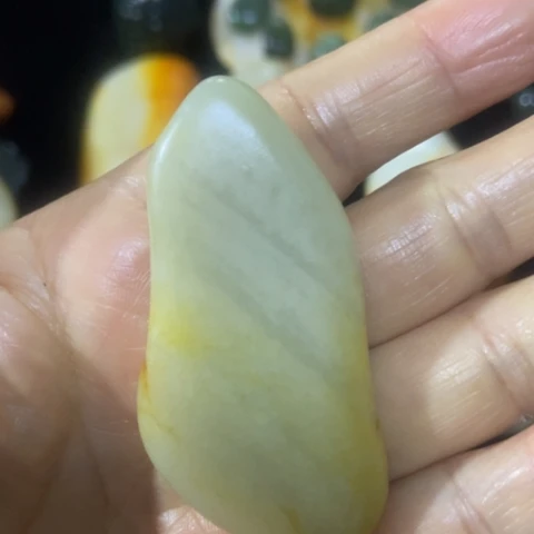 和田玉（糖玉）未镶嵌挂件