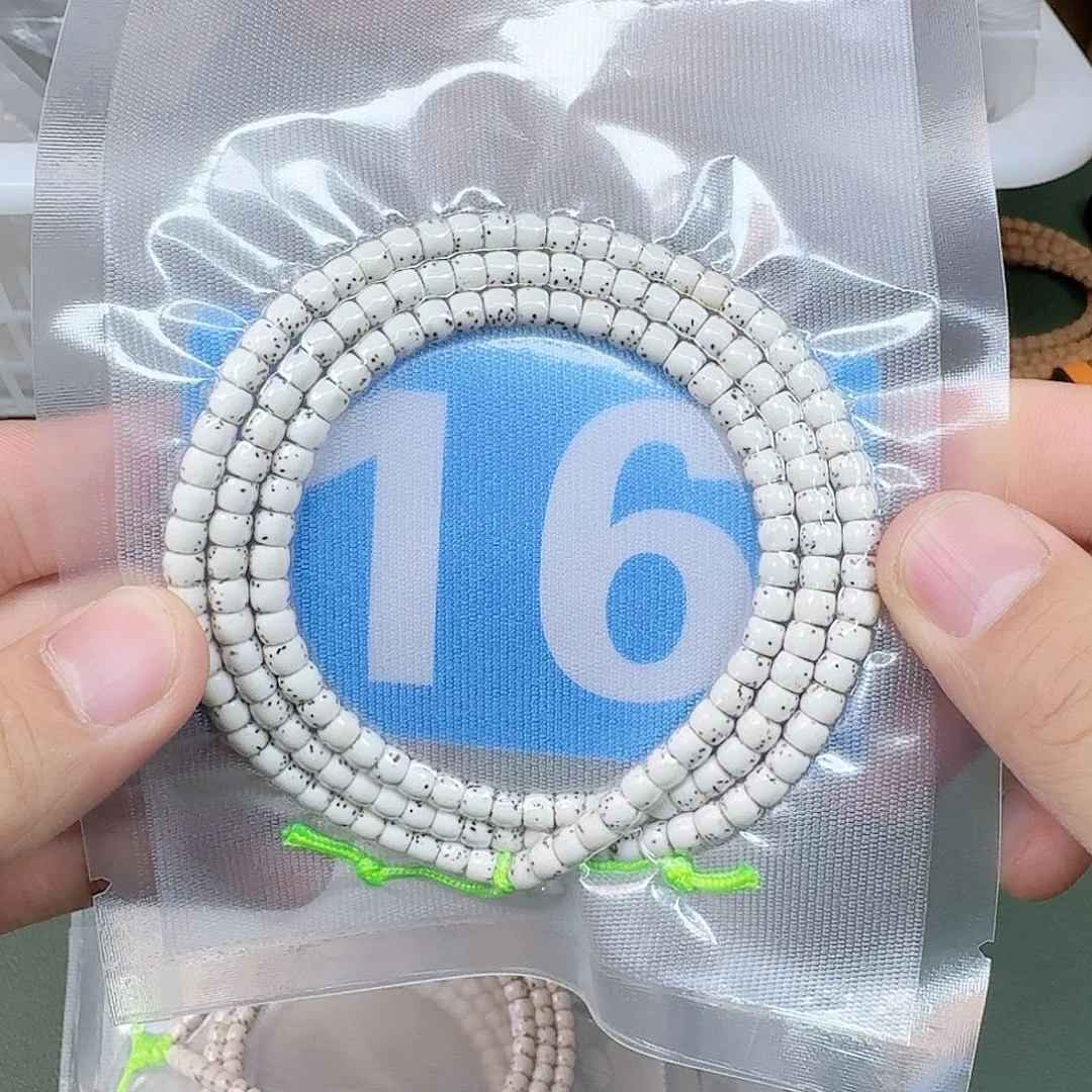 星月菩提吊坠54脖挂。  16