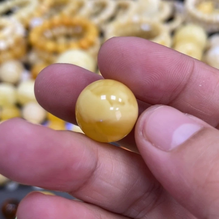 裸石蜜蜡未镶嵌15.6mm瑕疵妖花