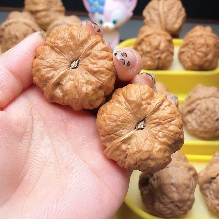 吊坠文玩核桃伊*蛤蟆